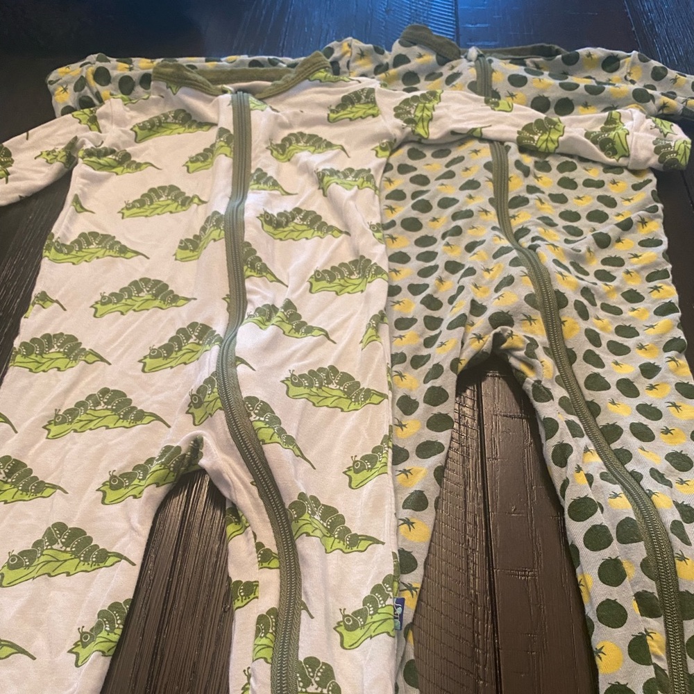 Bundle of Kickee Pants Footies Size 9-12 months